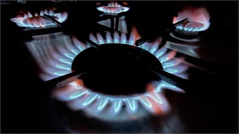 Italy Calls for EU Gas Price Cap at 60 Euros per Megawatt Hour