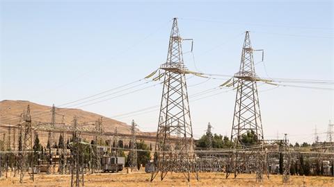 Qatar Begins Electricity Supply to Syria via Jordan