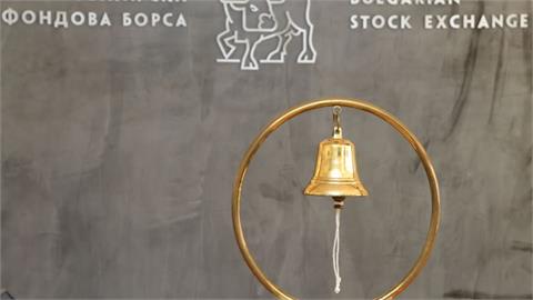 Sofia Bourse Puts Elhim Iskra, Toplivo, Synthetica Under Watch